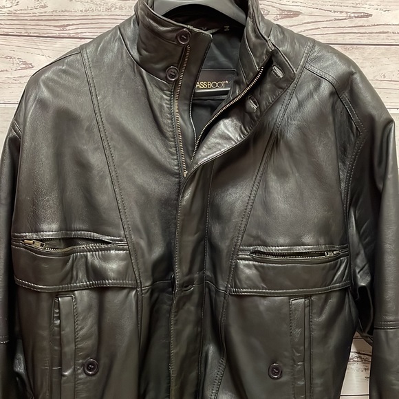 ⭐️HP⭐️Leather Jacket 52 - Picture 3 of 12